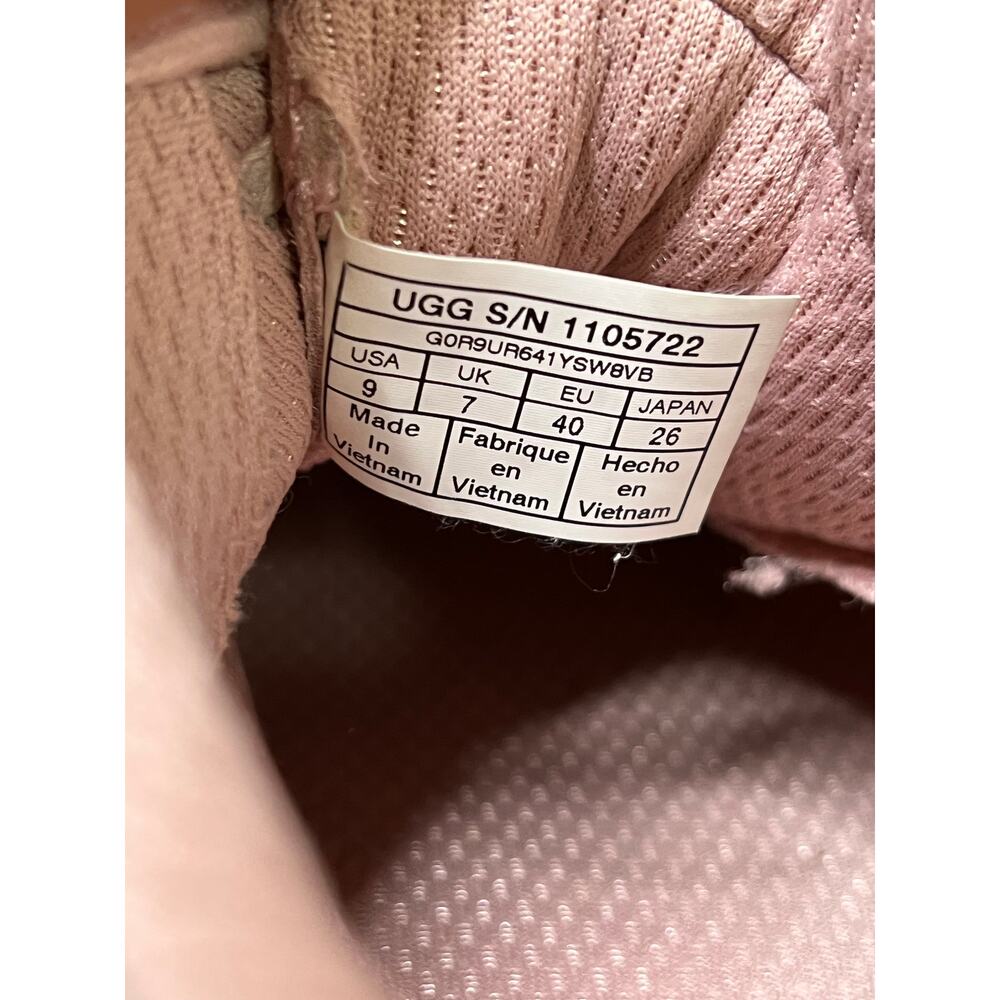 UGG Platform Sneakers Pink Suede Leather Chunky Womens Size 9 - Picture 4 of 16